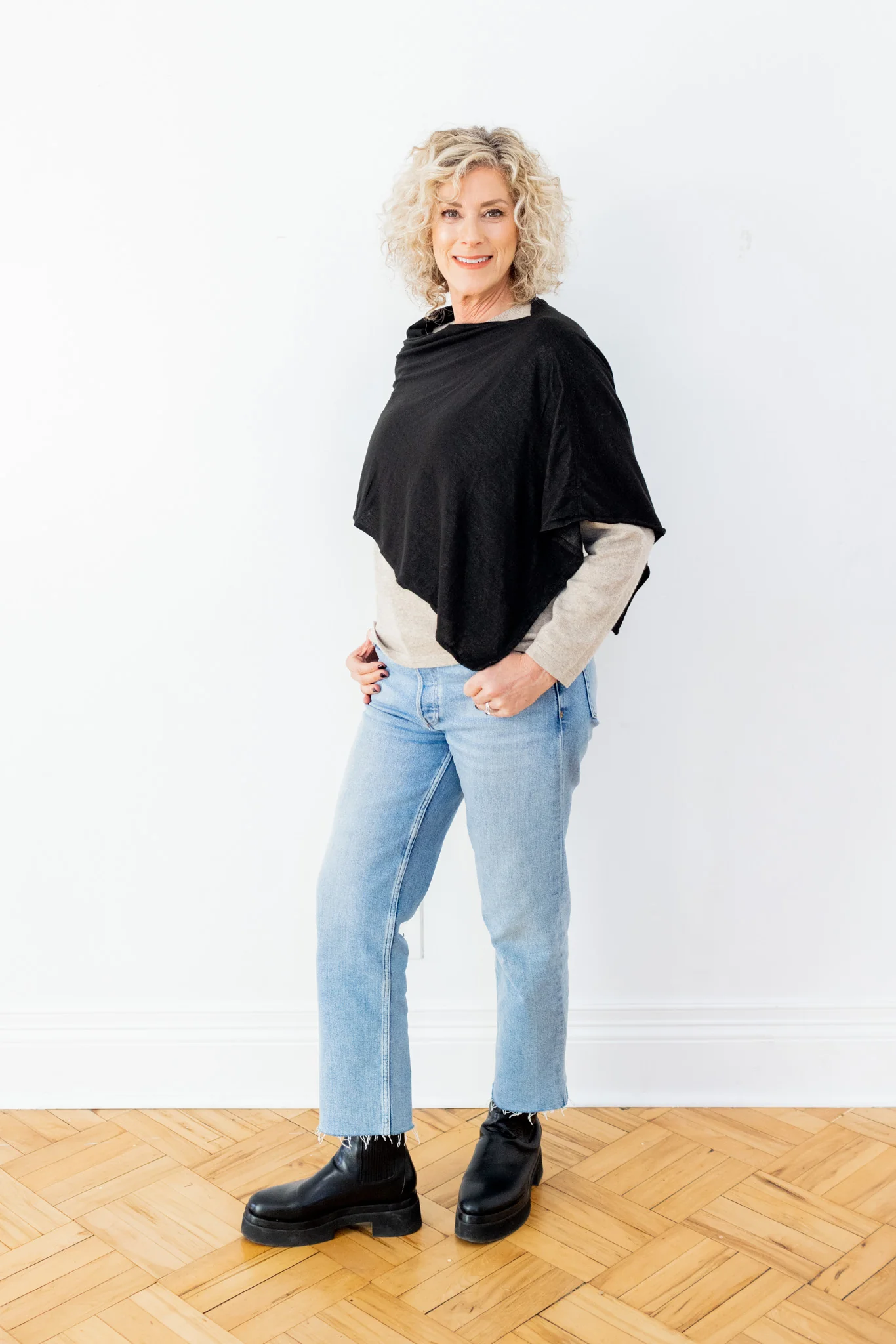 Black Silver Jersey Modal Poncho - Short - Image 4