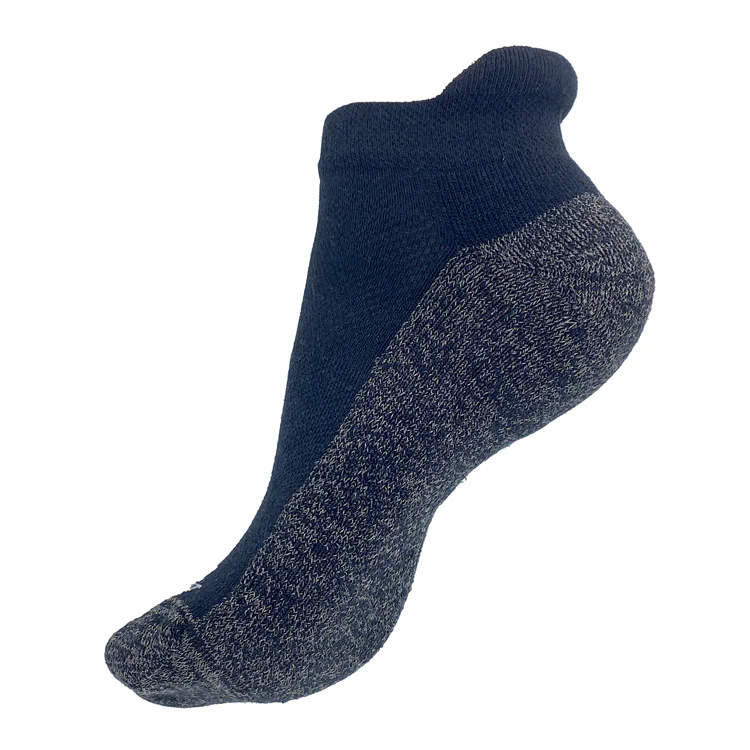 Low-Cut Black Merino Wool Grounding Socks - Image 4