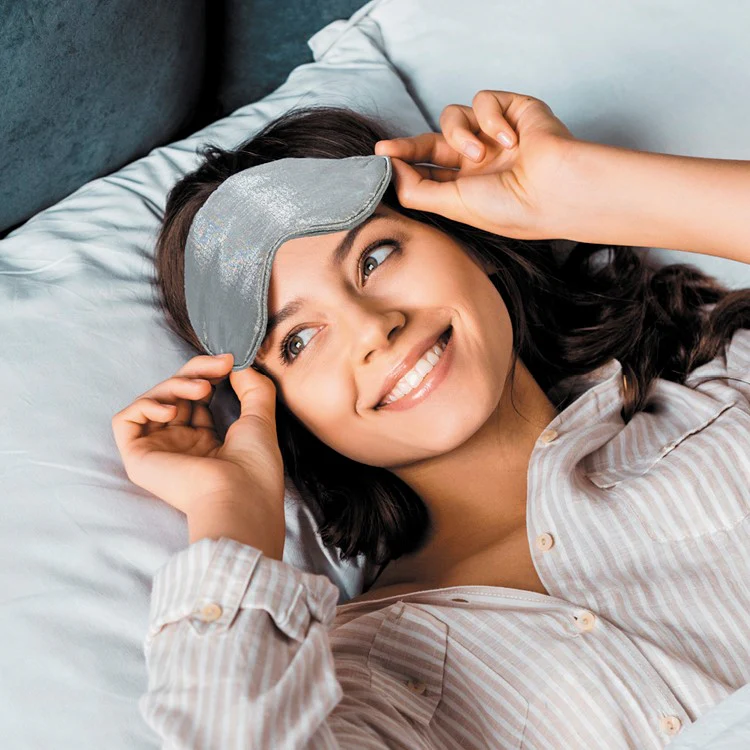 Silver & Silk Eye Mask - Image 6